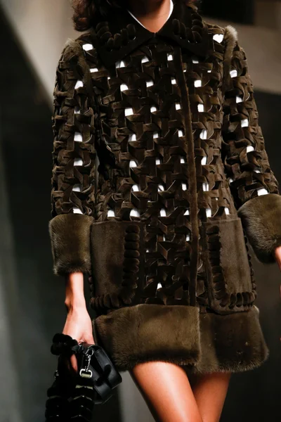 Look 67